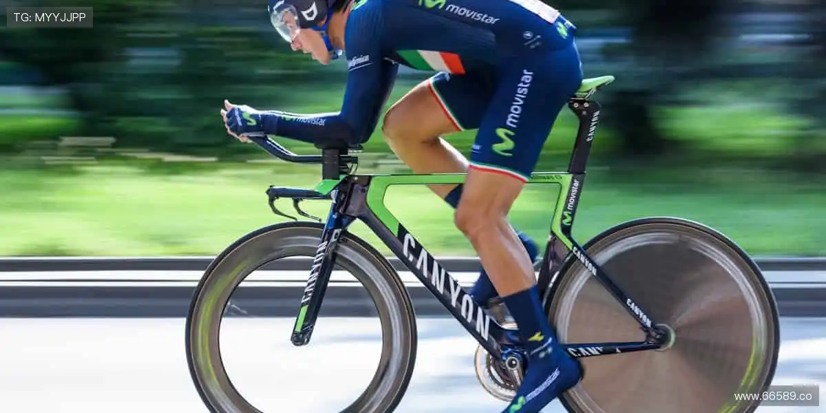 巅峰对决，谁主沉浮？🔥⚽️🏀